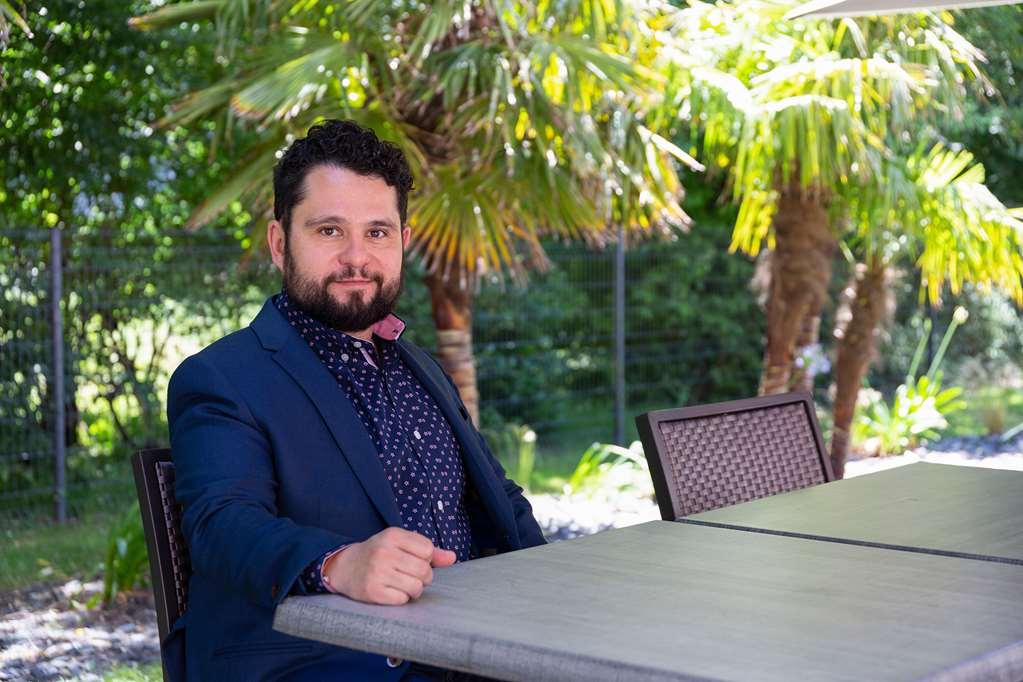 The Originals Boutique Hotel Restaurant Saint James, Montaigu-Vendee Dış mekan fotoğraf