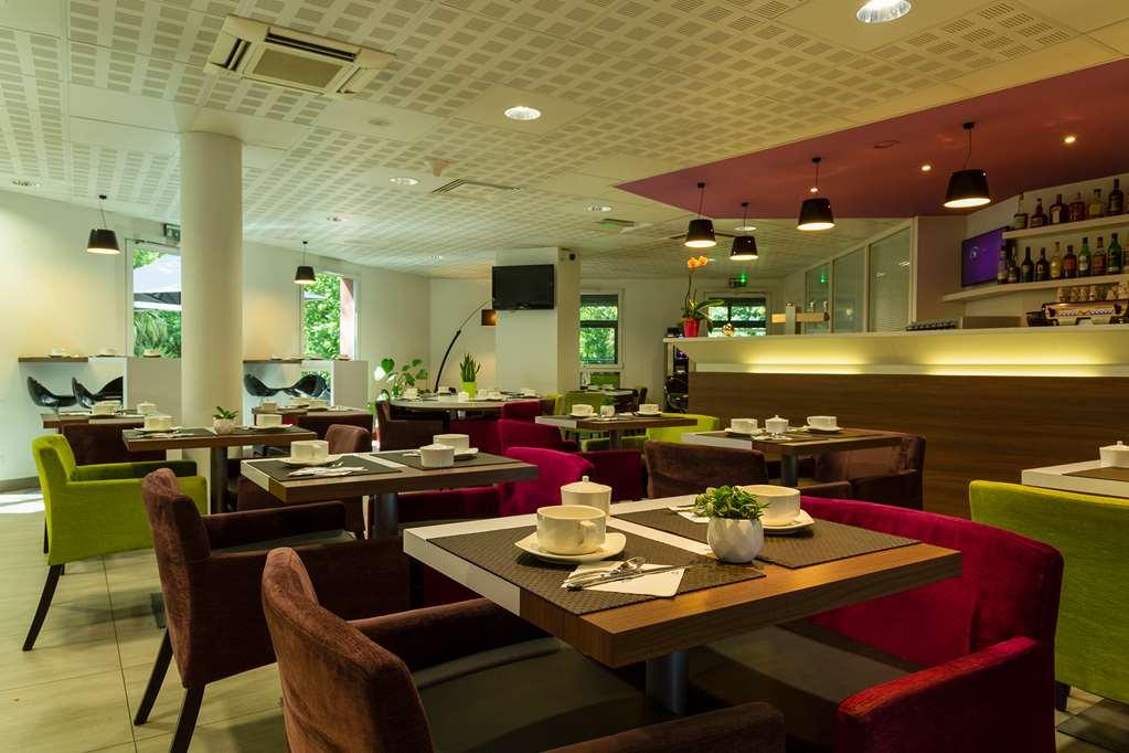 The Originals Boutique Hotel Restaurant Saint James, Montaigu-Vendee Olanaklar fotoğraf
